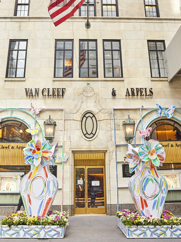 Van Cleef & Arpels Creates Stunning Floral Installation to Welcome Spring Season